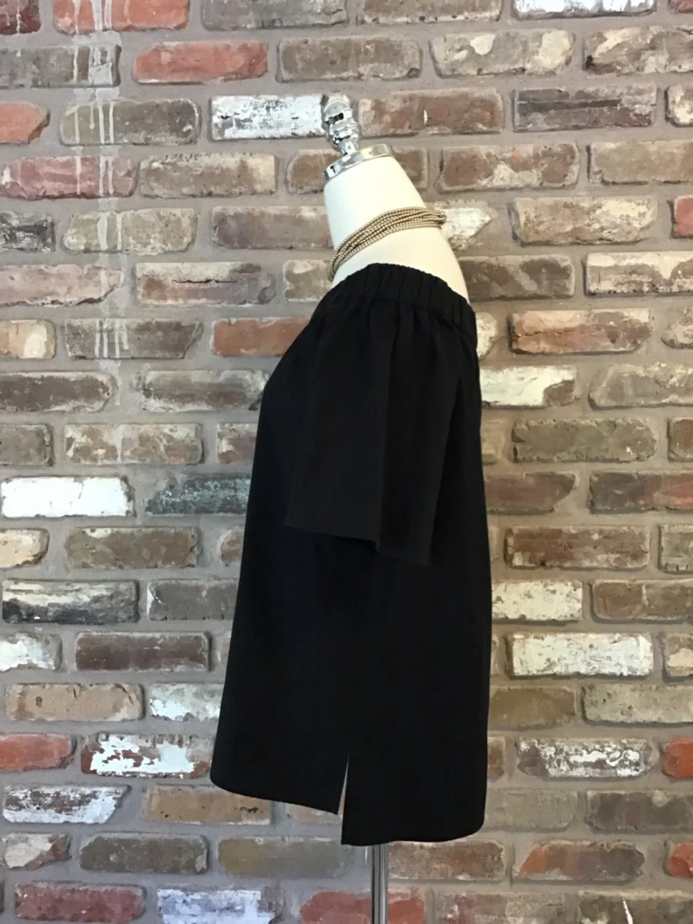 Lafayette 148 New York Women's Black Short Sleeve Off-Shoulder Top M - Picture 4 of 6
